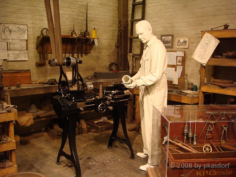 021 Walter P Chrysler Museum [2008 Dec 13].JPG - Scenes from the Wallter P Chrysler Museum in Auburn Hills, Michigan.